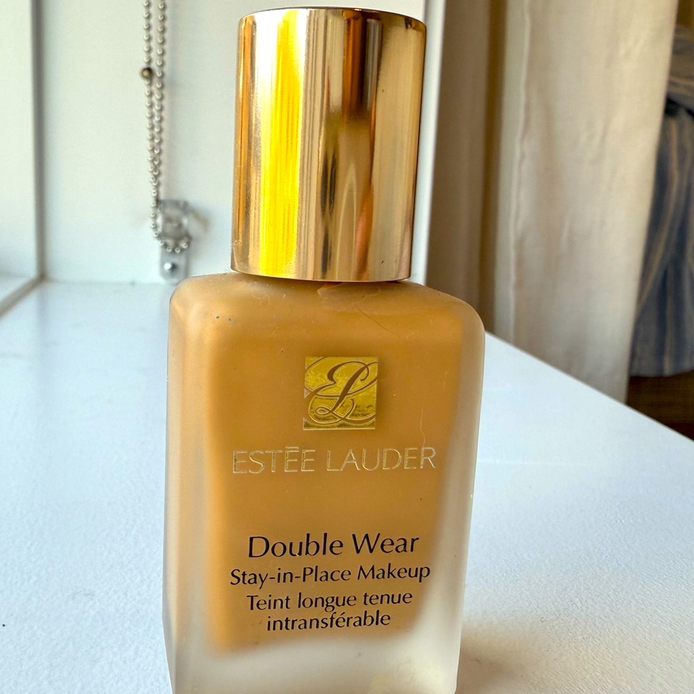 Estee Lauder Double Wear Stay-in-Place Makeup - Fawn